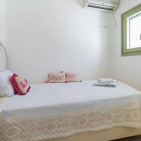 Villa Supreme With Sea View And Pool