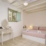 Villa Evdokia Supreme With Sea View And Pool *