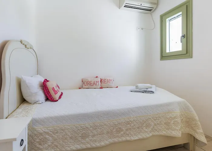 Villa Supreme With Sea View And Pool